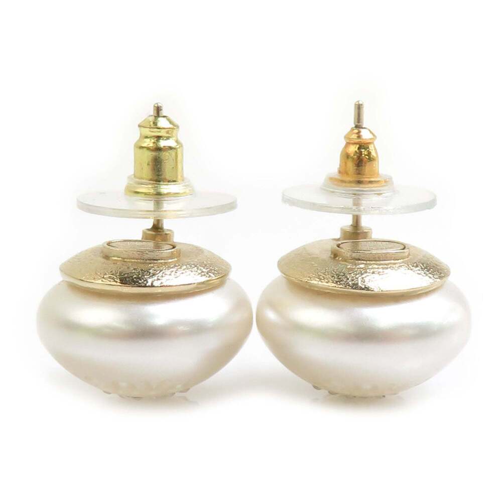 CHANEL Authentic White Pearl Earrings - Picture 6 of 8